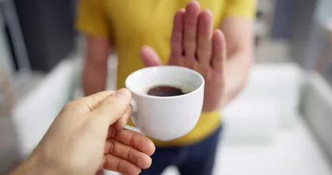 Os Efeitos da Cafeína e do Álcool no Corpo: Por Que é Essencial Moderar o Consumo